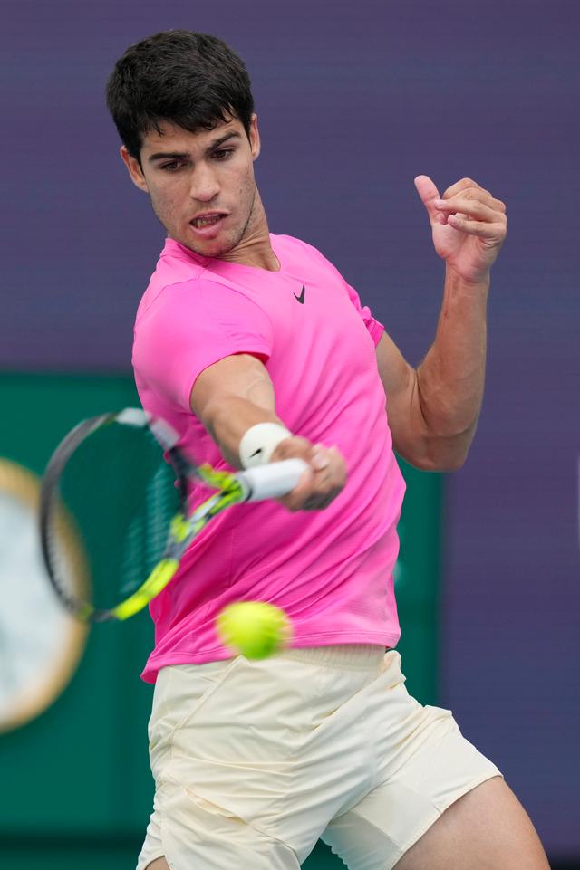 lpl竞猜-关于西班牙网球队力克日本网球队，阿尔卡拉斯绝境逆转的信息