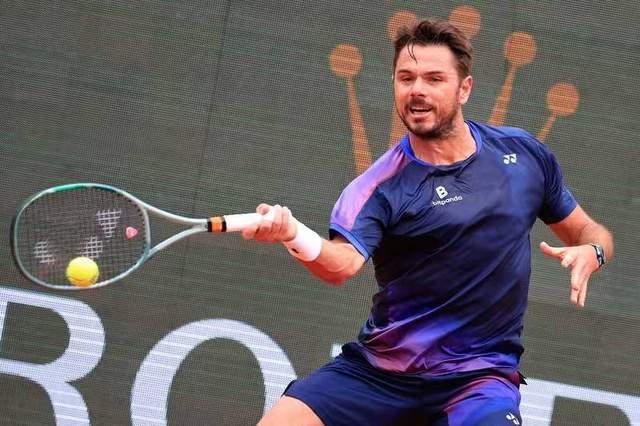 LOL英雄联盟直播-关于意大利网球队逆转世界网球队，瓦林卡关键制胜的信息