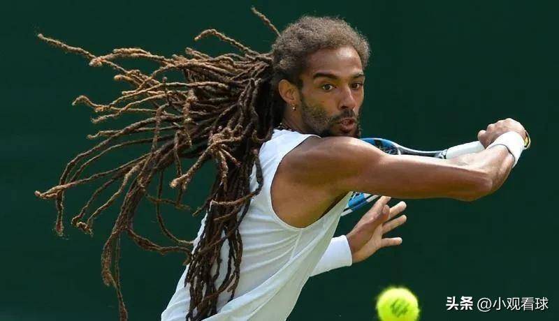 关于日本网球队逆转意大利网球队，克耶高斯打破历史纪录的信息