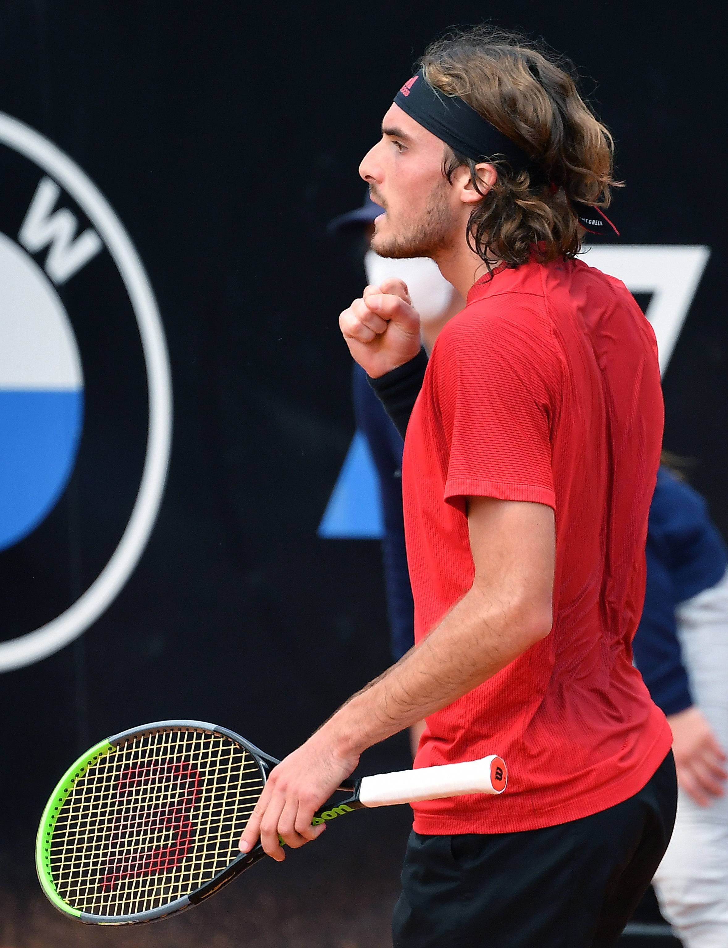 lol竞猜-欧洲网球队强势法国网球队，西西帕斯高光表现的简单介绍