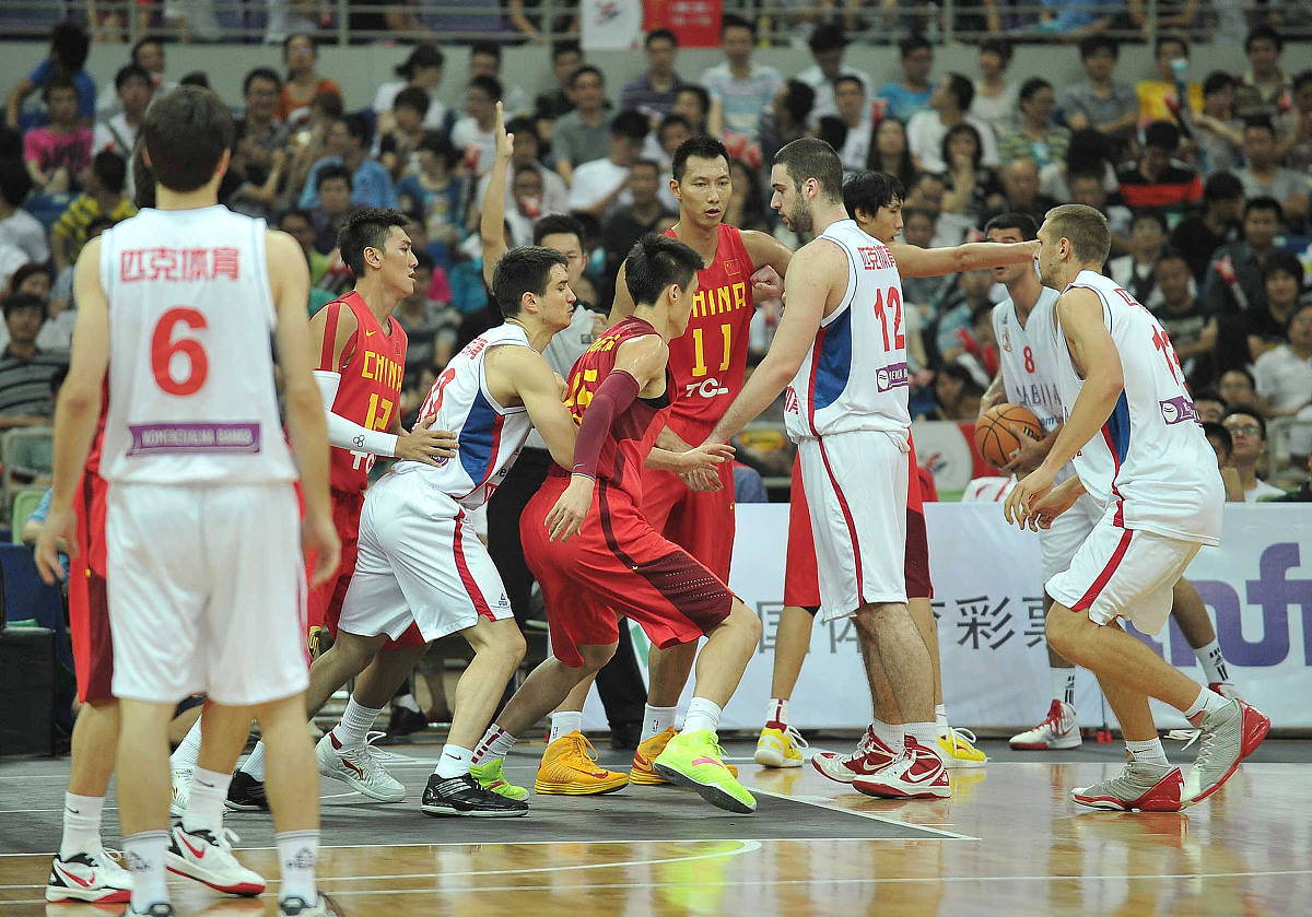 包含土耳其男篮强势篮网，巴恩斯三分雨点燃全场的词条