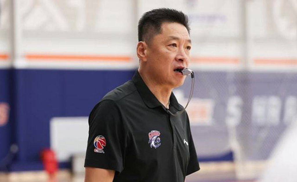 青海男篮全面发力,取得胜利积极信号 青海男篮全面发力,取得胜利积极信号