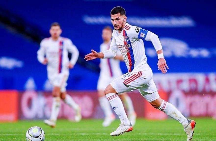 关于里昂主场大胜斯特拉斯堡,取得胜利的信息 关于里昂主场大胜斯特拉斯堡,取得胜利的信息