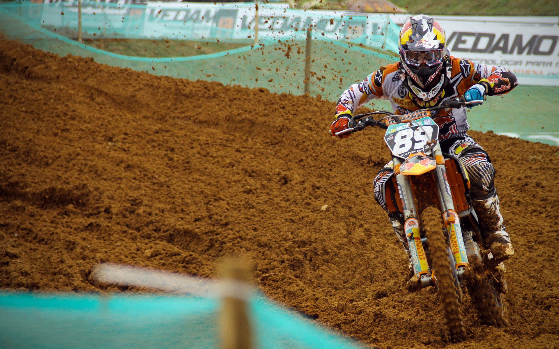 双线传奇，葡萄牙险胜波兰之夜，王皓带队书写东方荣耀